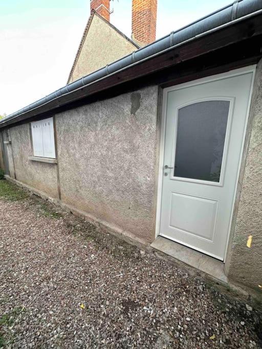 Petite Maison Avec Clim Blois Exterior photo